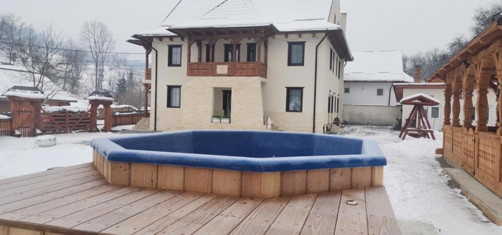 Pensiunea Armonia Văleni エクステリア 写真